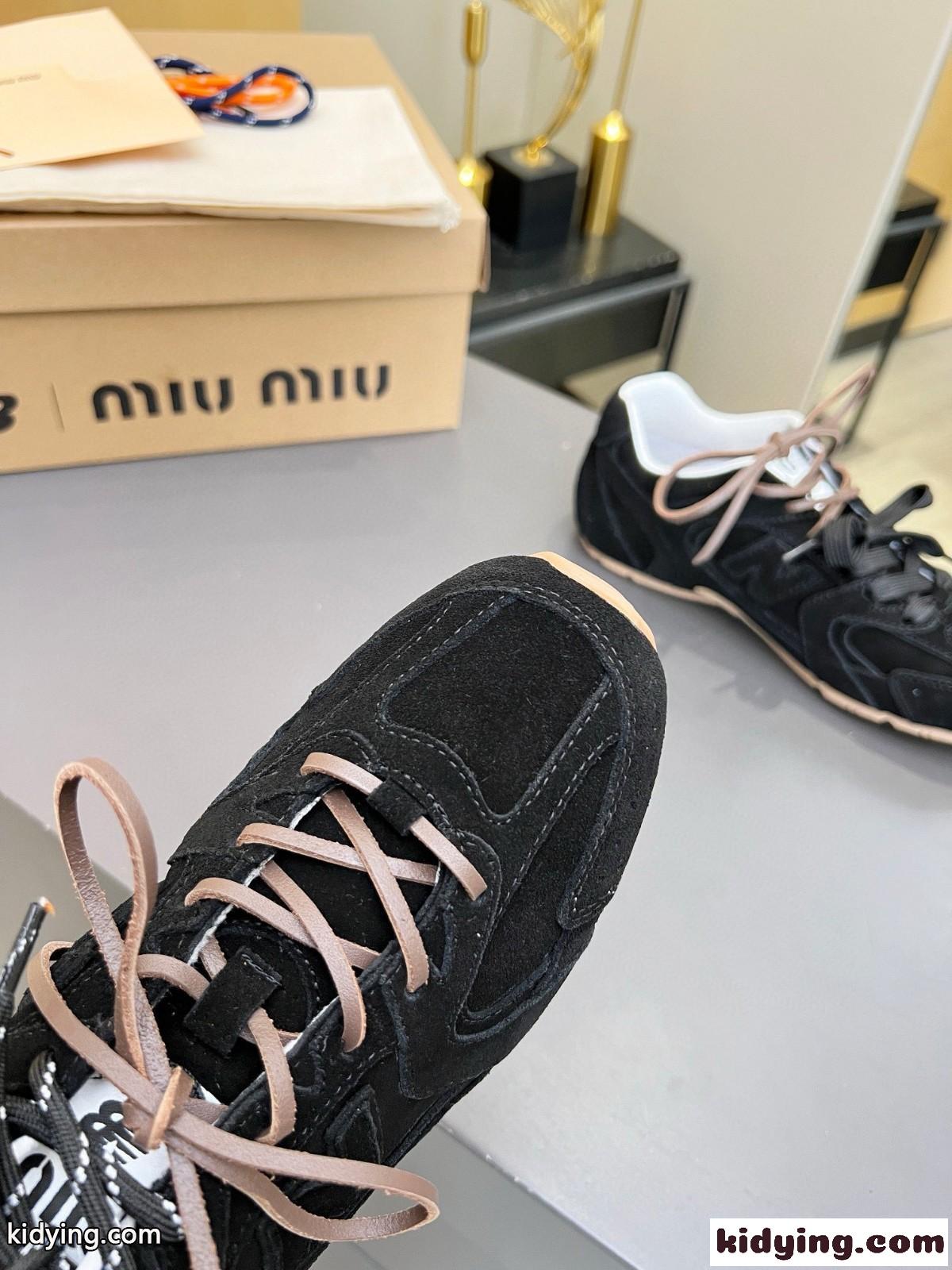 New Balance x Miu Miu xxx スエードスニーカー ミュウミュウ スニーカー コピー ブラック-4