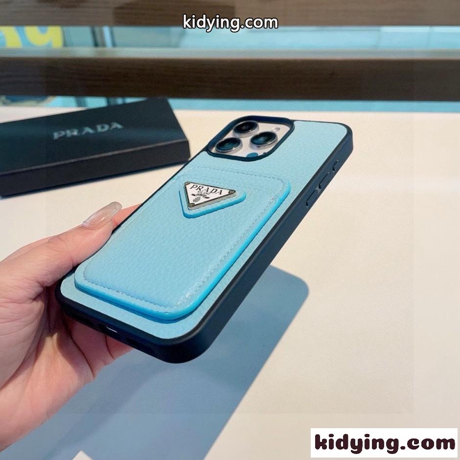 カード収納 トライアングルロゴ付き プラダ スマホケース 偽物 アイフォンケース iPhone17-4