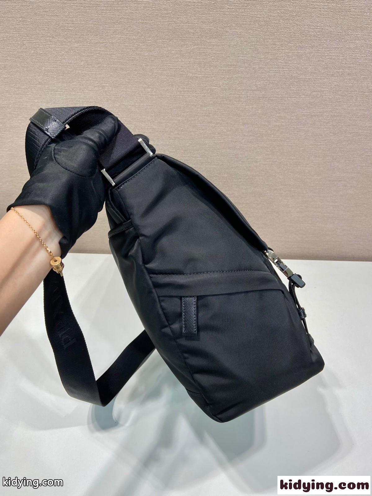 Re-Nylon xサフィアーノレザー ショルダーバッグ プラダ バッグ コピー メンズ カバン-3