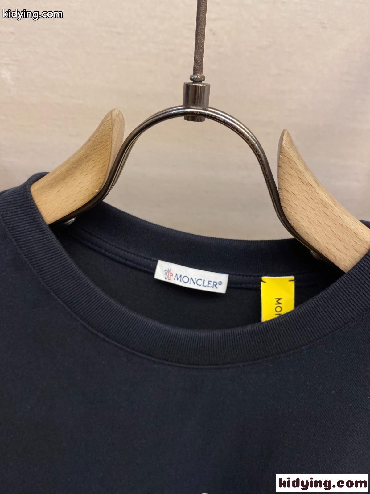 人気 Moncler x FRGMT コットン 半袖Tシャツ モンクレール Tシャツ スーパーコピー ブラック-0