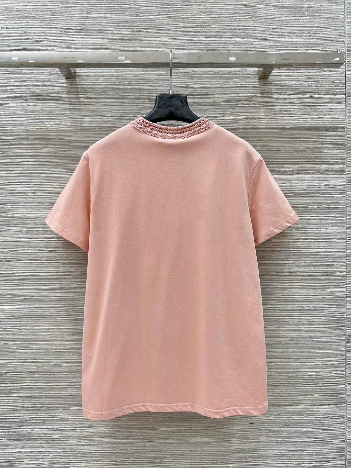 フェンミン お洒落 モンクレール Tシャツ スーパーコピー コットン 半袖Tシャツ ピンク-4
