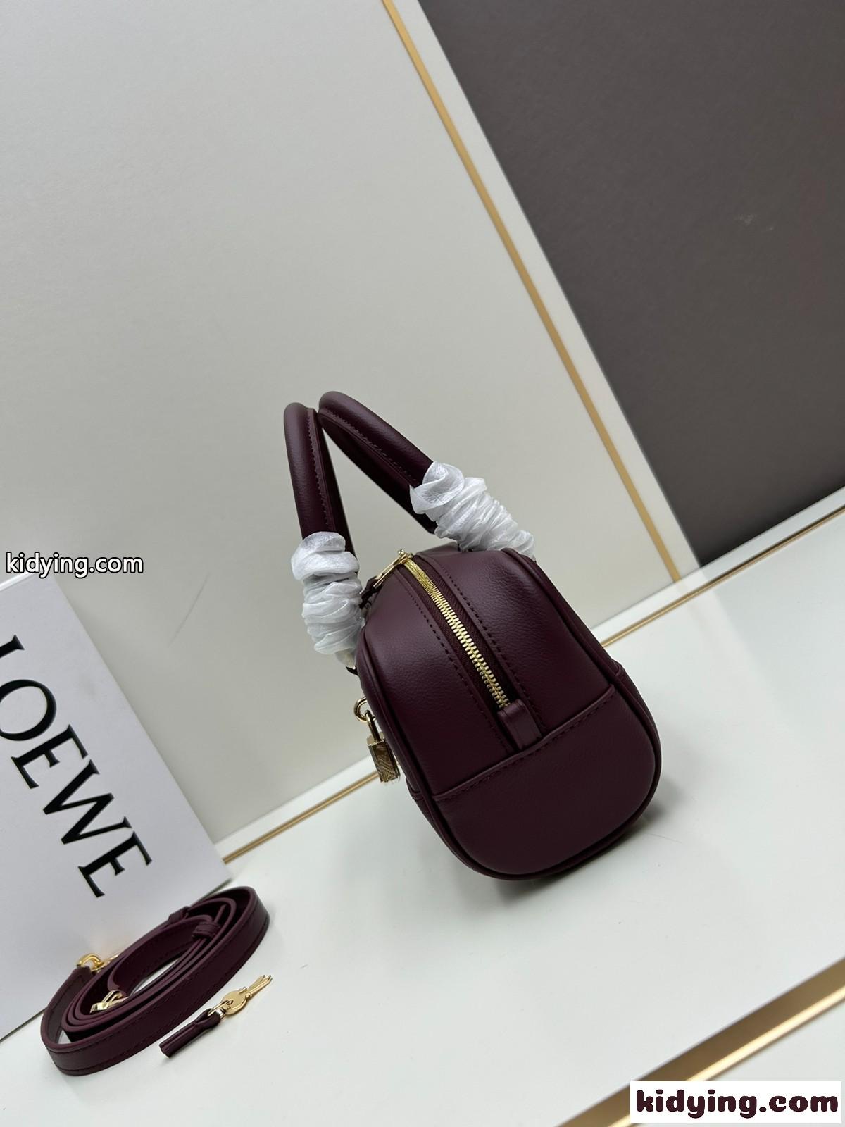 アマソナ23 クロップド バッグ ロエベ バッグ スーパーコピー ワイン-1
