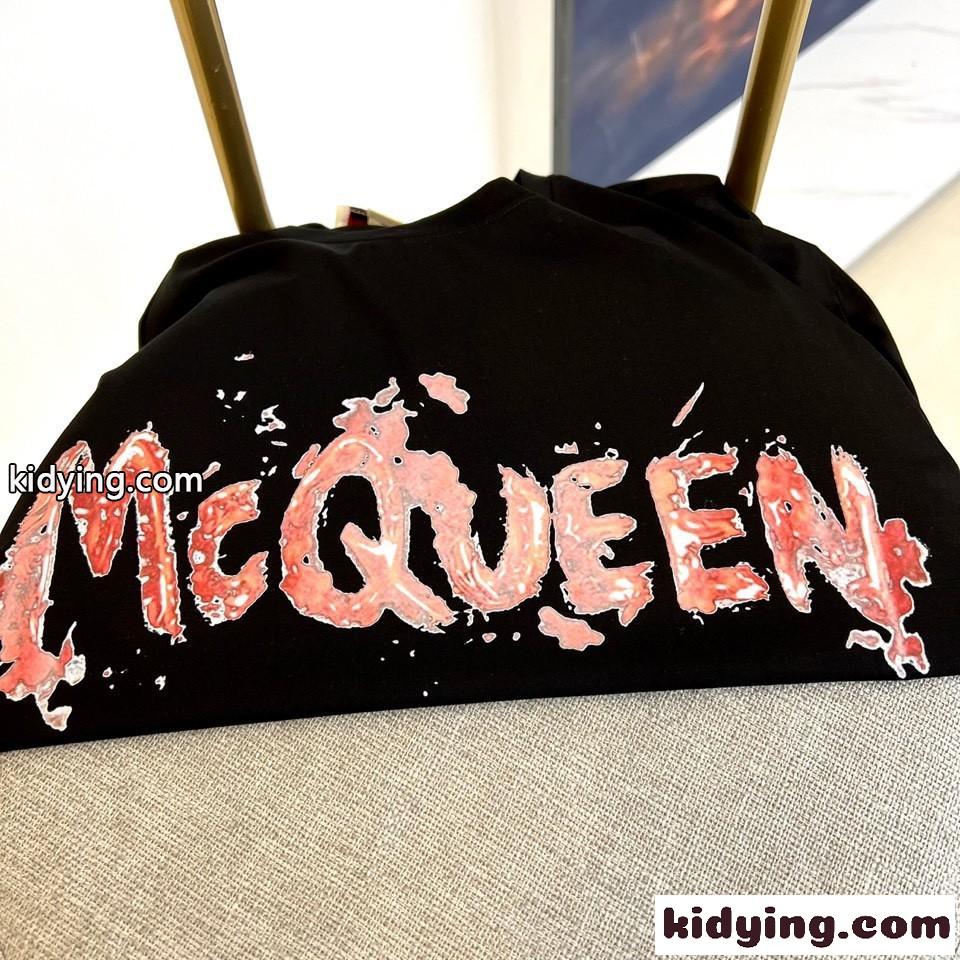 McQueenグラフィティ 半袖Tシャツ アレキサンダー・マックイーン Tシャツ コピー ブラック-1