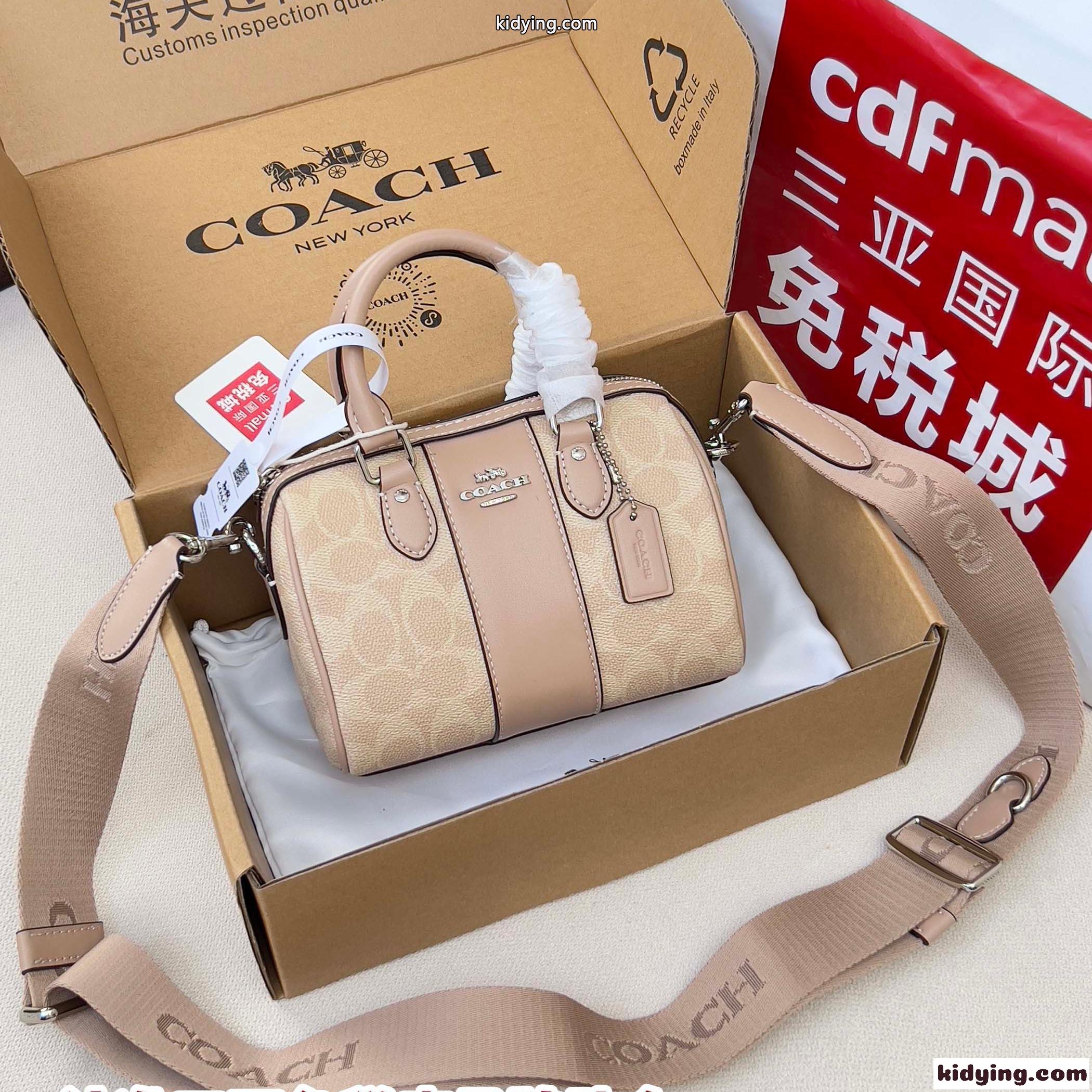 コーチ バッグ スーパーコピー 人気 定番 シグネチャー柄 ミニボストンバッグ ピンク-1