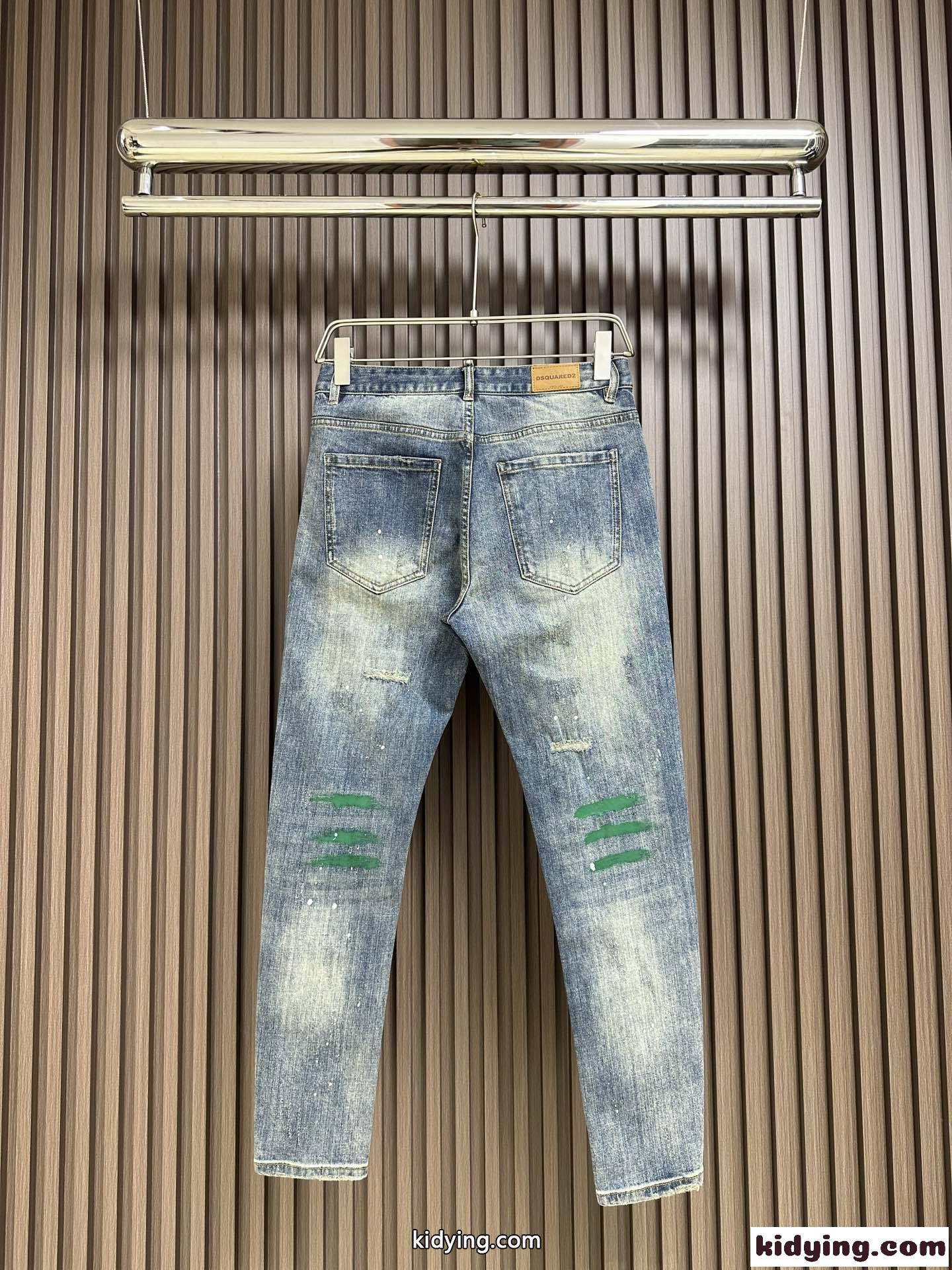 ディースクエアード ジーンズ コピー メンズ おしゃれ ダメージ加工 デニムパンツ-1