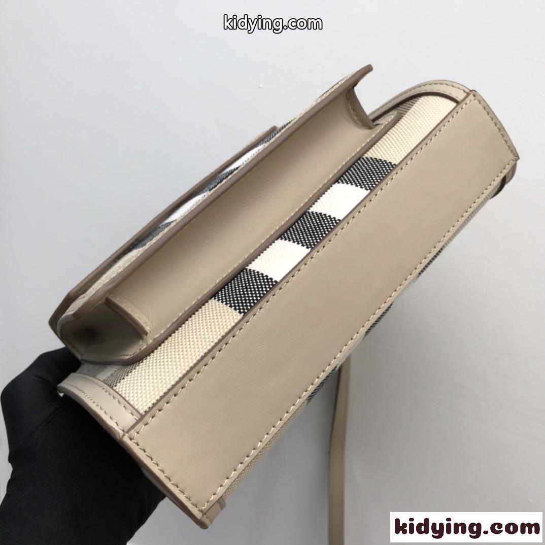 チェック柄 キャンバス トートバッグ バーバリー バッグ コピー 人気 おしゃれ ロゴ ポケットバッグ-3