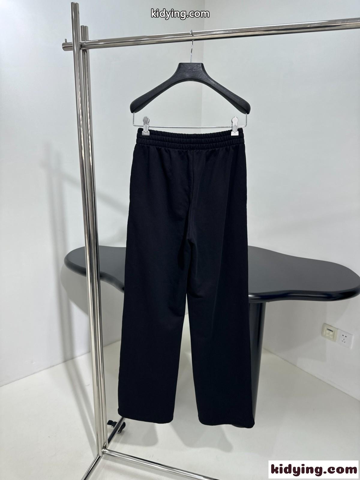 カジュアル 刺繍入り ロングパンツ バレンシアガ パンツ コピー ブラック-1