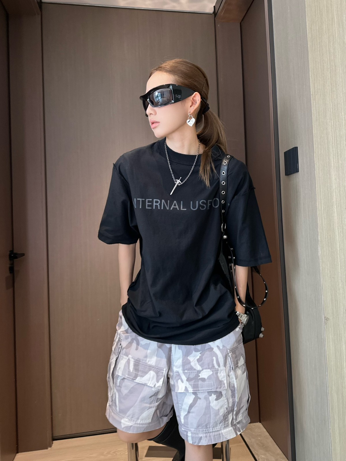 バレンシアガ Tシャツ コピー オーバーサイズ プリント半袖Tシャツ ユニセックス ブラック-4