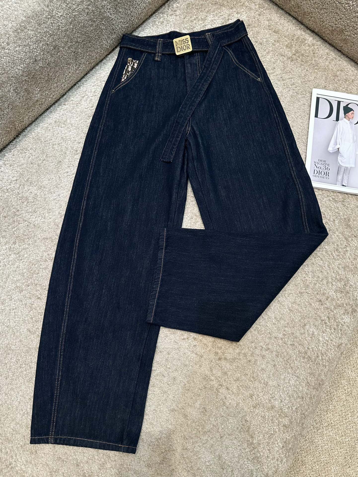 魅力的なスタイル カジュアルパンツ 高品質 dior ズボン偽物 ゆったり デニム素材  ブラック-0