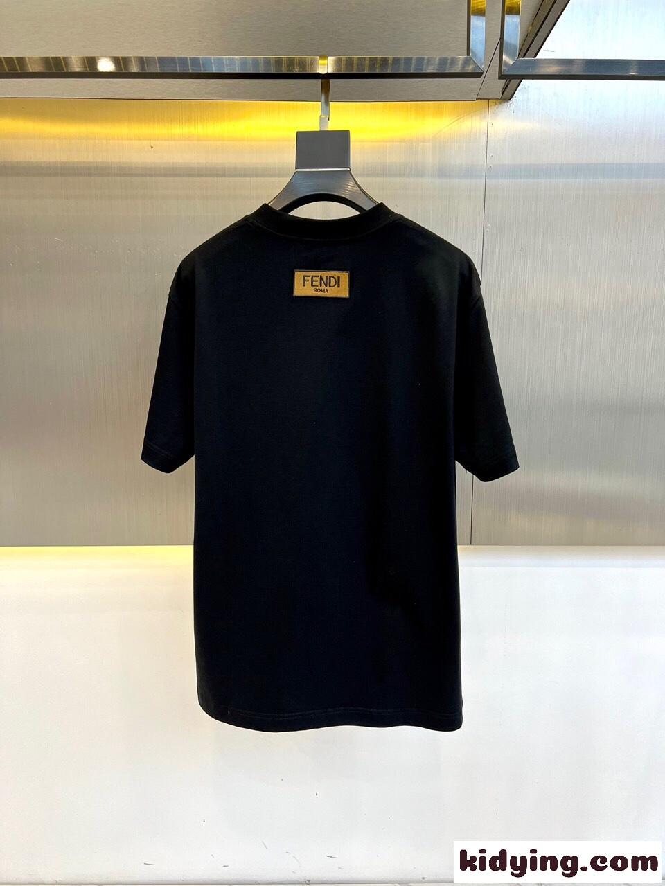 定番 カジュアル ロゴ クルーネック フェンディ 半袖Tシャツ コピー ブラック-4