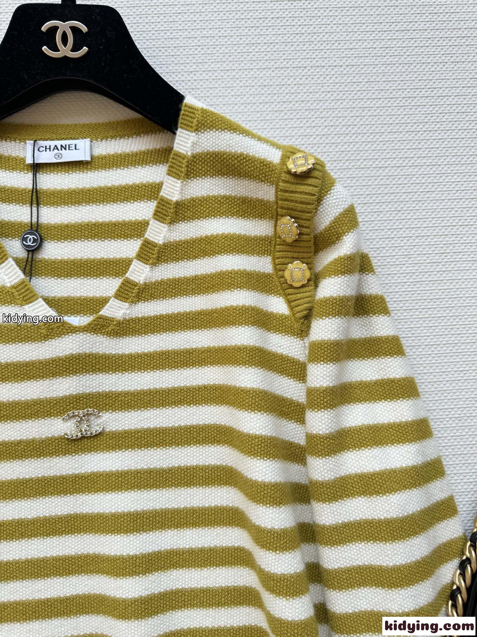 カジュアル ボーダー柄 Vネック ニット シャネル セーター コピー グリーン-1