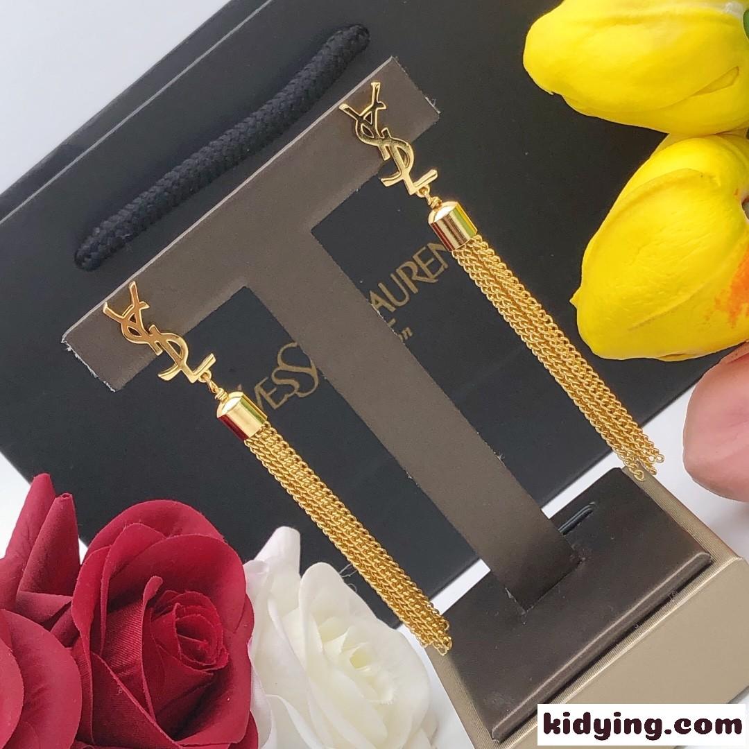 存在感抜群 YSL ロゴ タッセルピアス イヴ・サンローラン ピアス コピー レディース-4