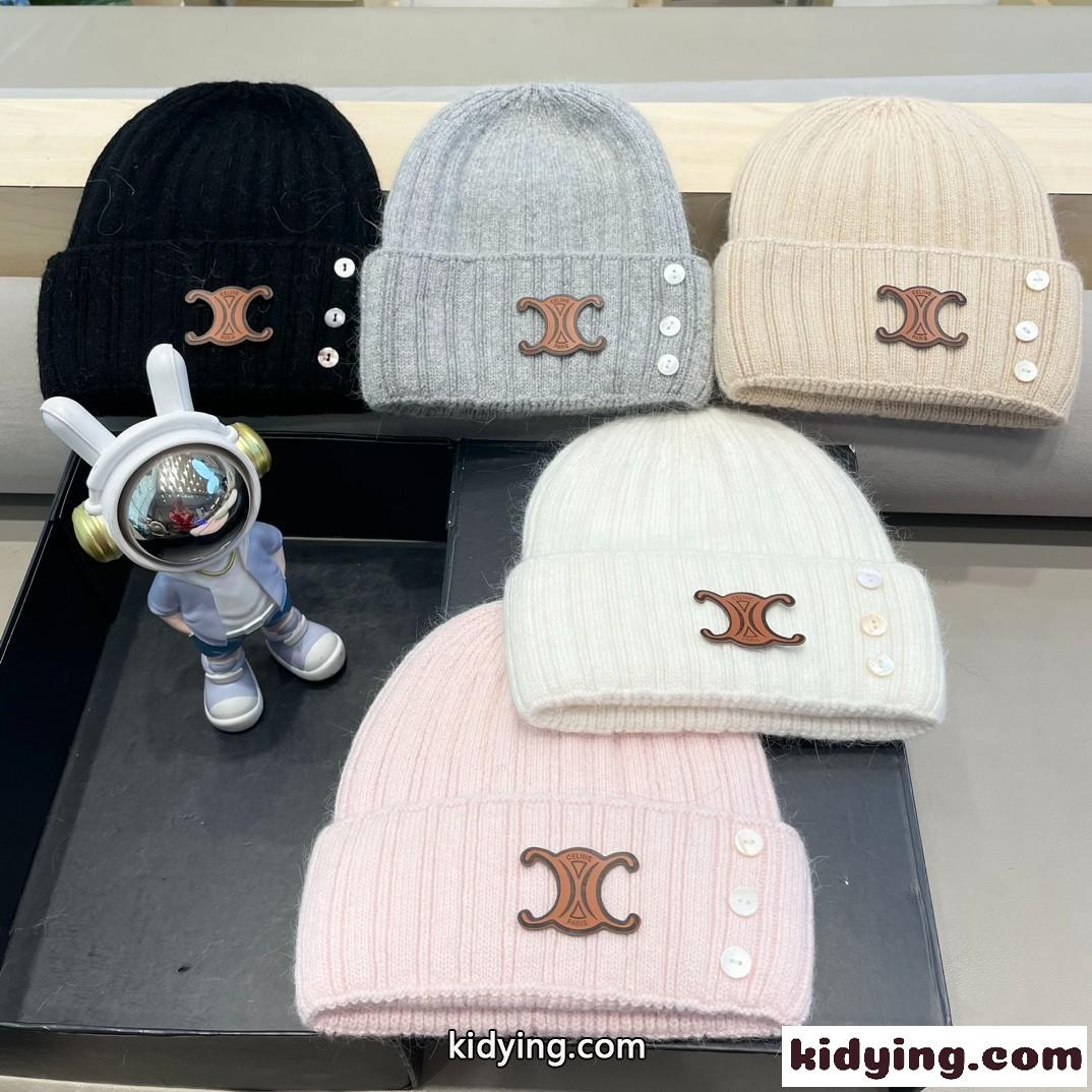セリーヌ 帽子 偽物 合わせやすい ベーシック ロゴ入り ニットキャップ-1