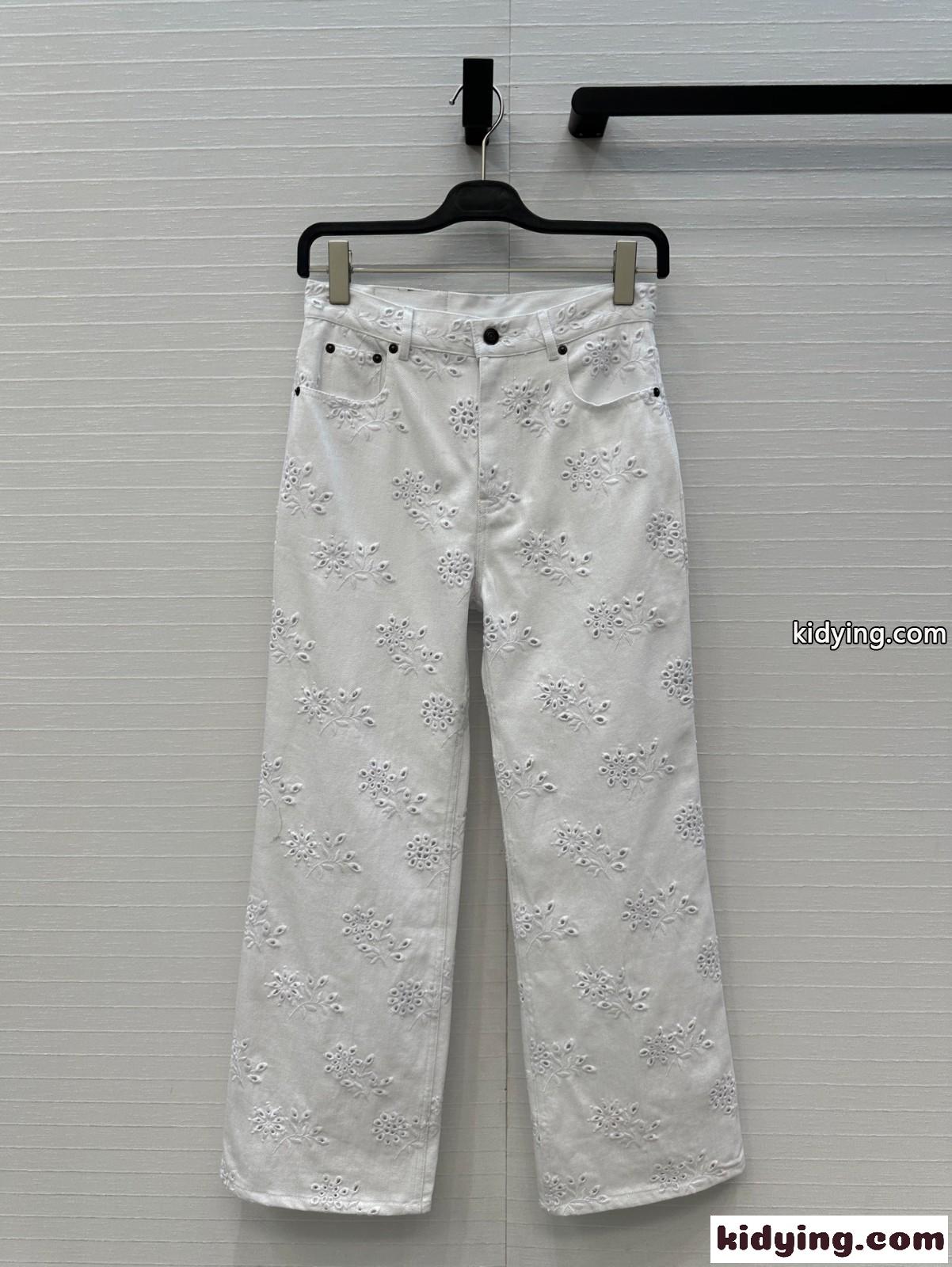 デニム製刺繍入りクロップドジーンズ クロエ ジーンズ コピー デニムパンツ-0