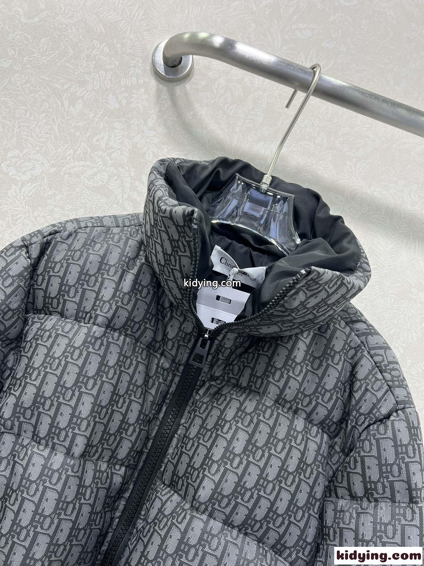DiorAlps ベルト付き パファージャケット クリスチャン・ディオール ダウンジャケット 偽物 ブラック-0
