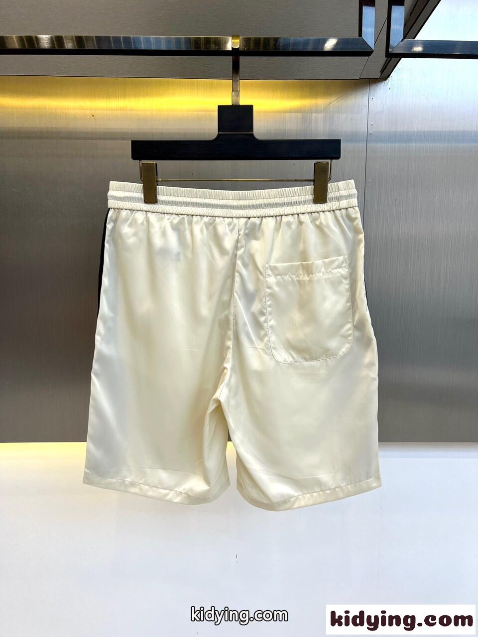 春夏 定番 合わせやすい グッチ パンツ コピー メンズ ショートパンツ ベージュ-1