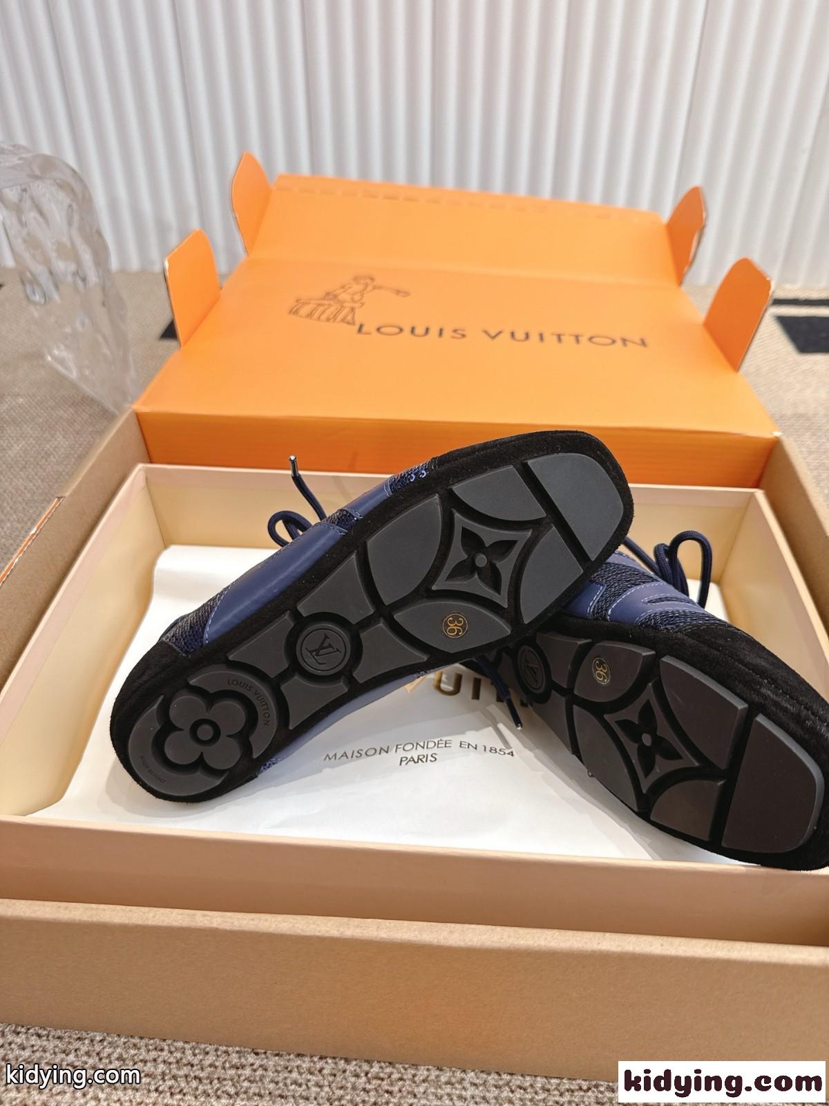 スパンコール＆スエード LV スニーカリーナ ルイ・ヴィトン スニーカー スーパーコピー ブルー-3