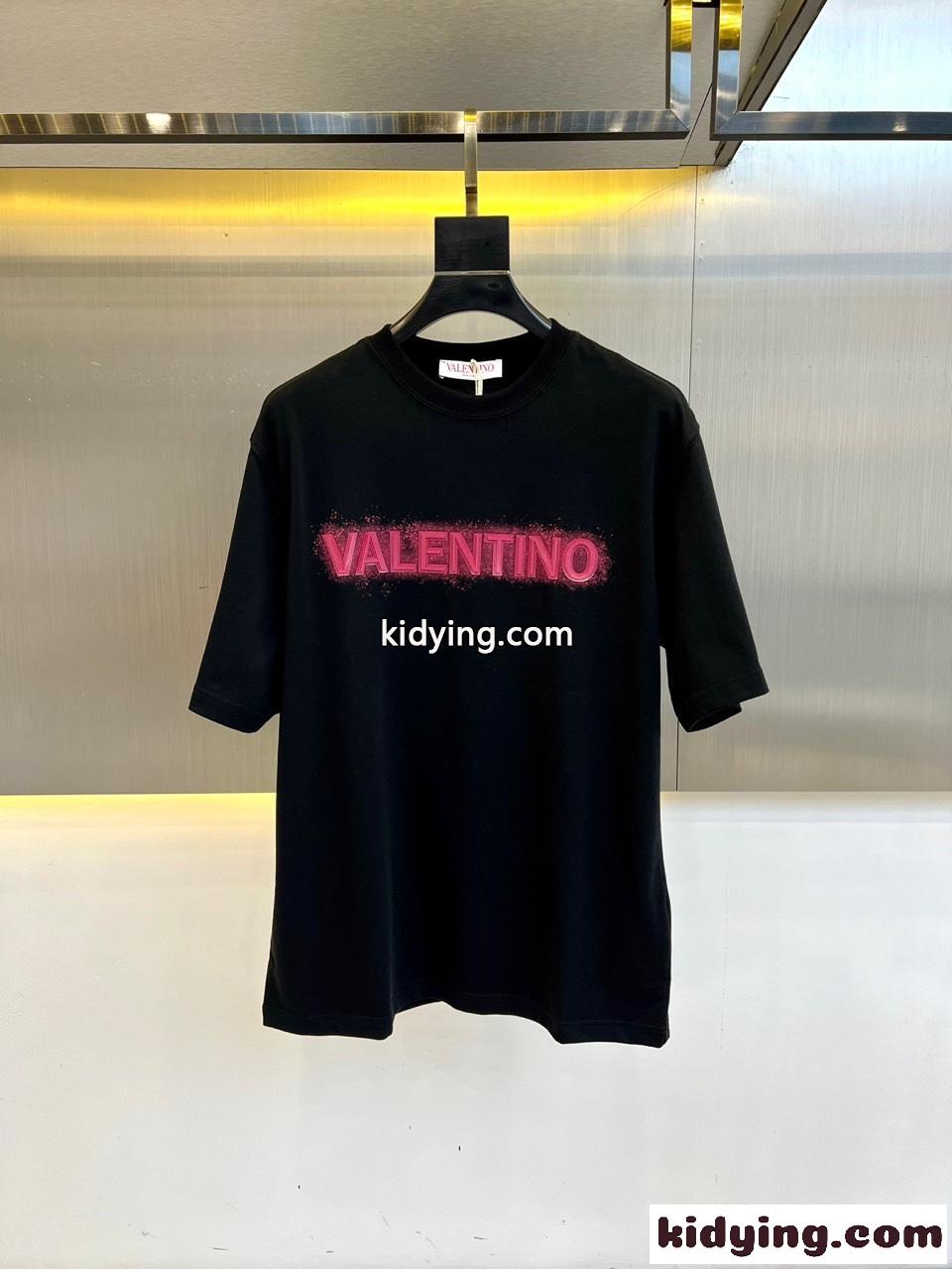 シンプル ロゴ入り クルーネック ヴァレンティノ Tシャツ 偽物 ブラック-0