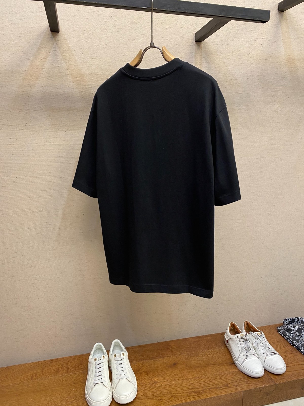 カジュアル ロゴプリント 半袖Tシャツ セリーヌ Tシャツ コピー コットン ブラック-1