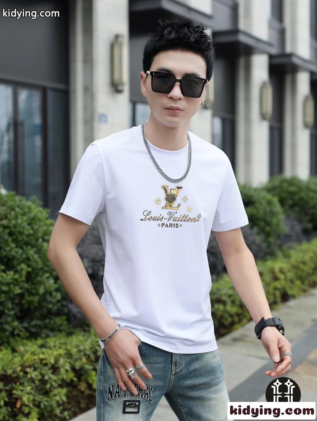 定番 柔らかい クールネック 春夏 新作 半袖 通気性 着心地いい ルイ・ヴィトン Tシャツ コピー-4
