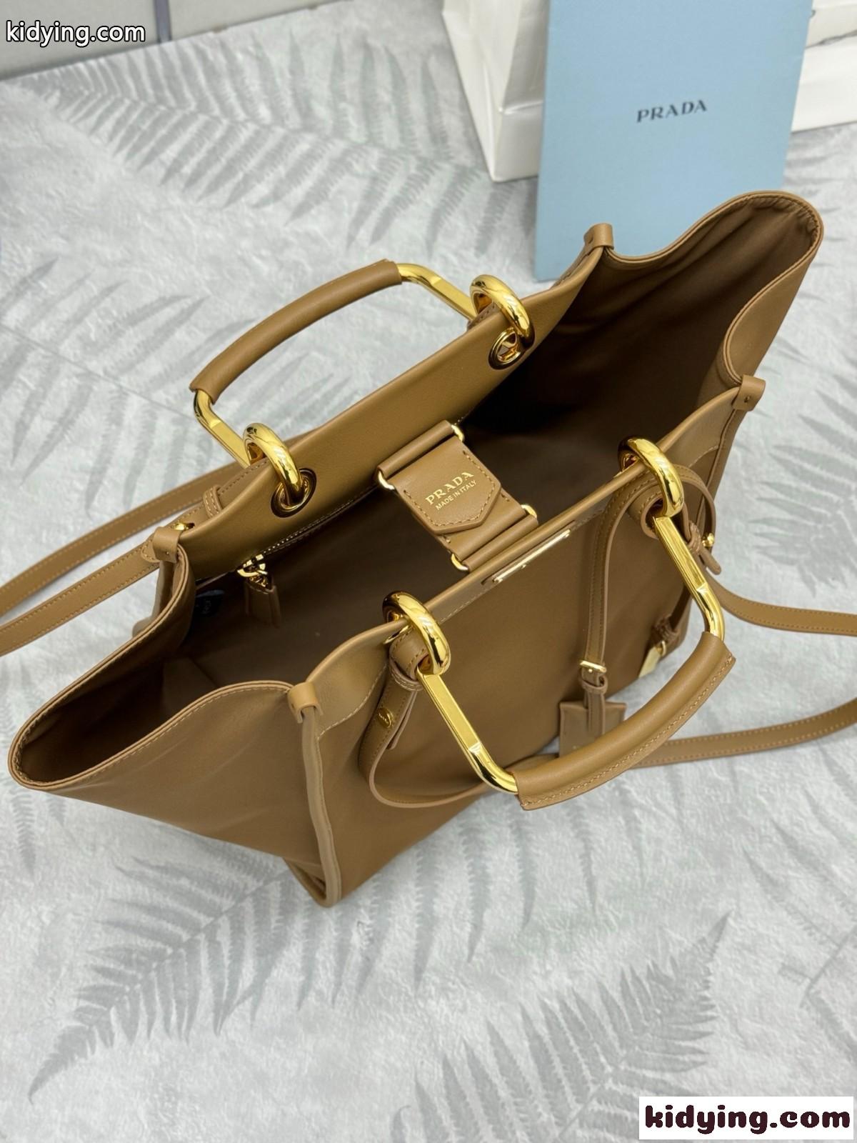 洗練された ミディアム Re-Nylon×レザー トートバッグ プラダ バッグ スーパーコピー 1BG578-4