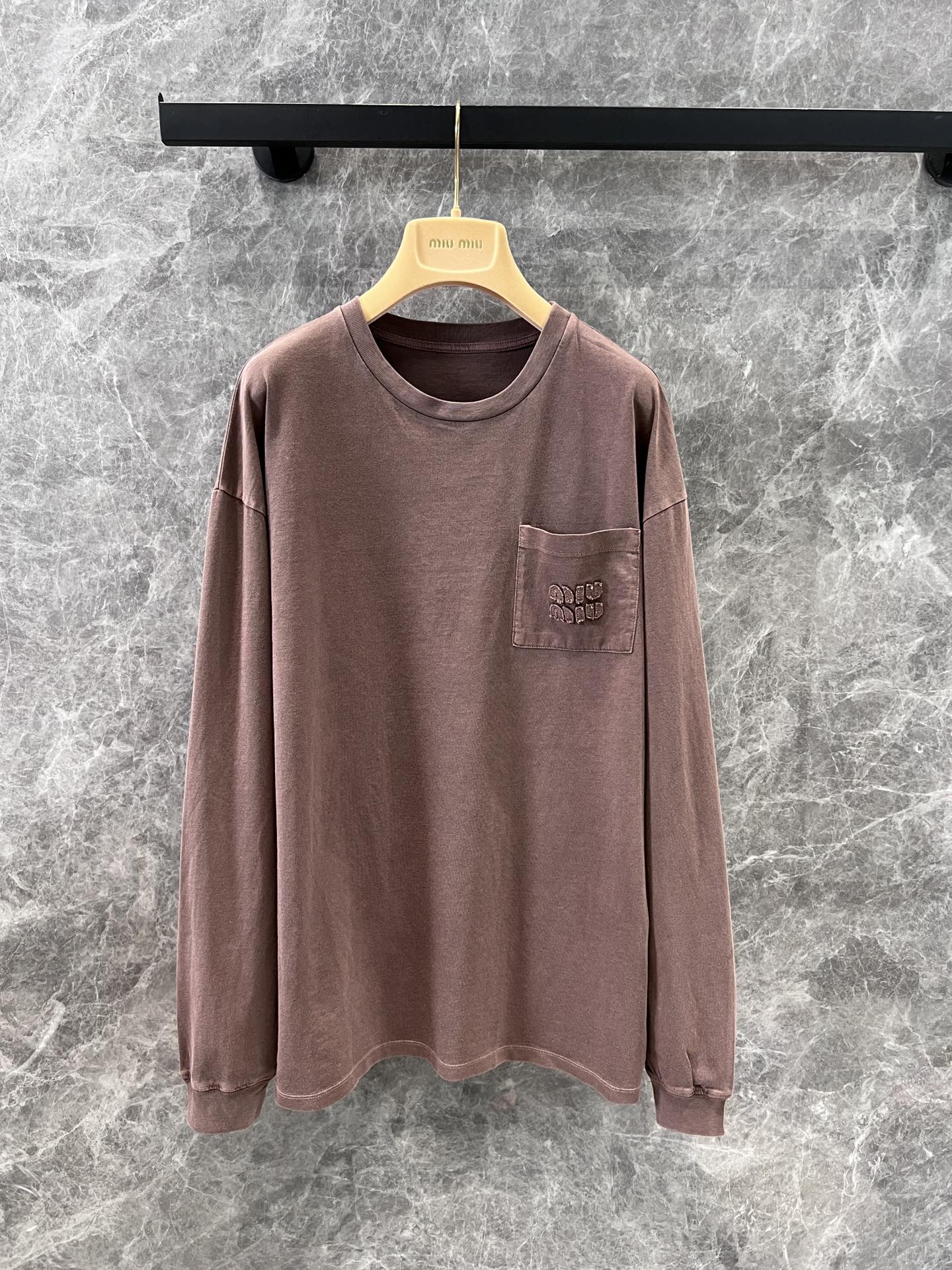 カジュアル コットン 長袖Tシャツ ミュウミュウ Tシャツ コピー ゆったり-1