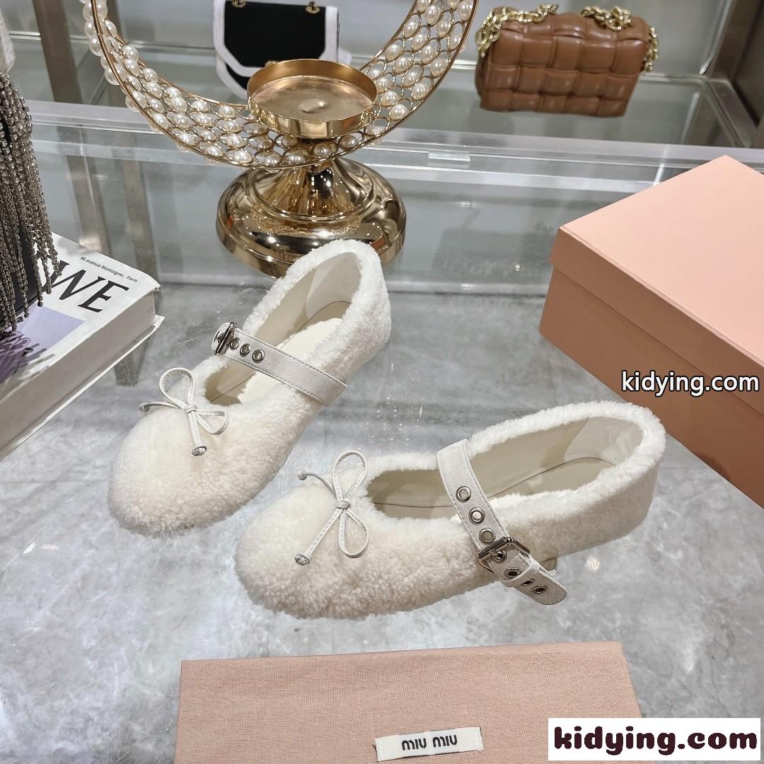 シープスキン フラット バレリーナシューズ ミュウミュウ シューズ スーパーコピー ホワイト-0