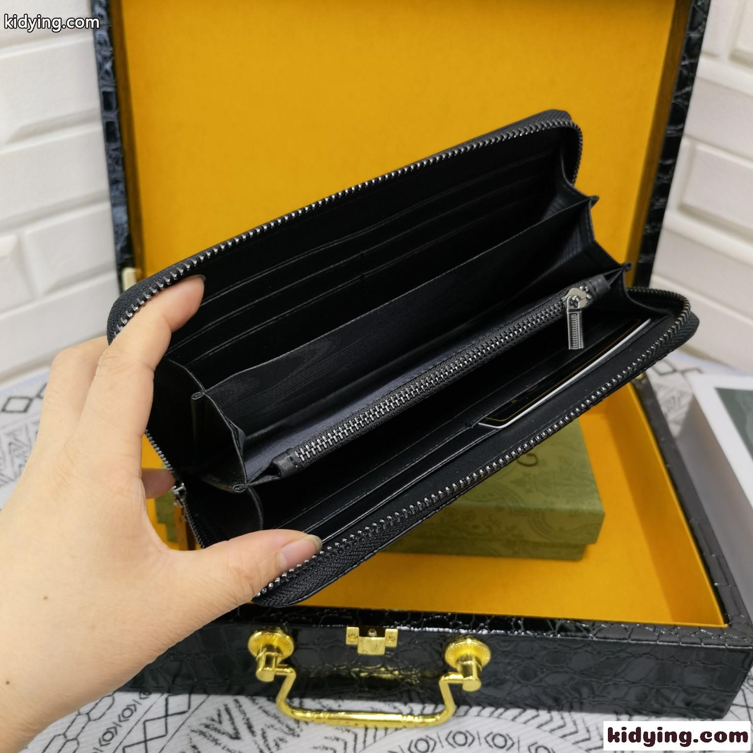 高級感 型押し GG ラウンド 長財布 グッチ 財布 コピー メンズ 定番 人気 ウォレット-0