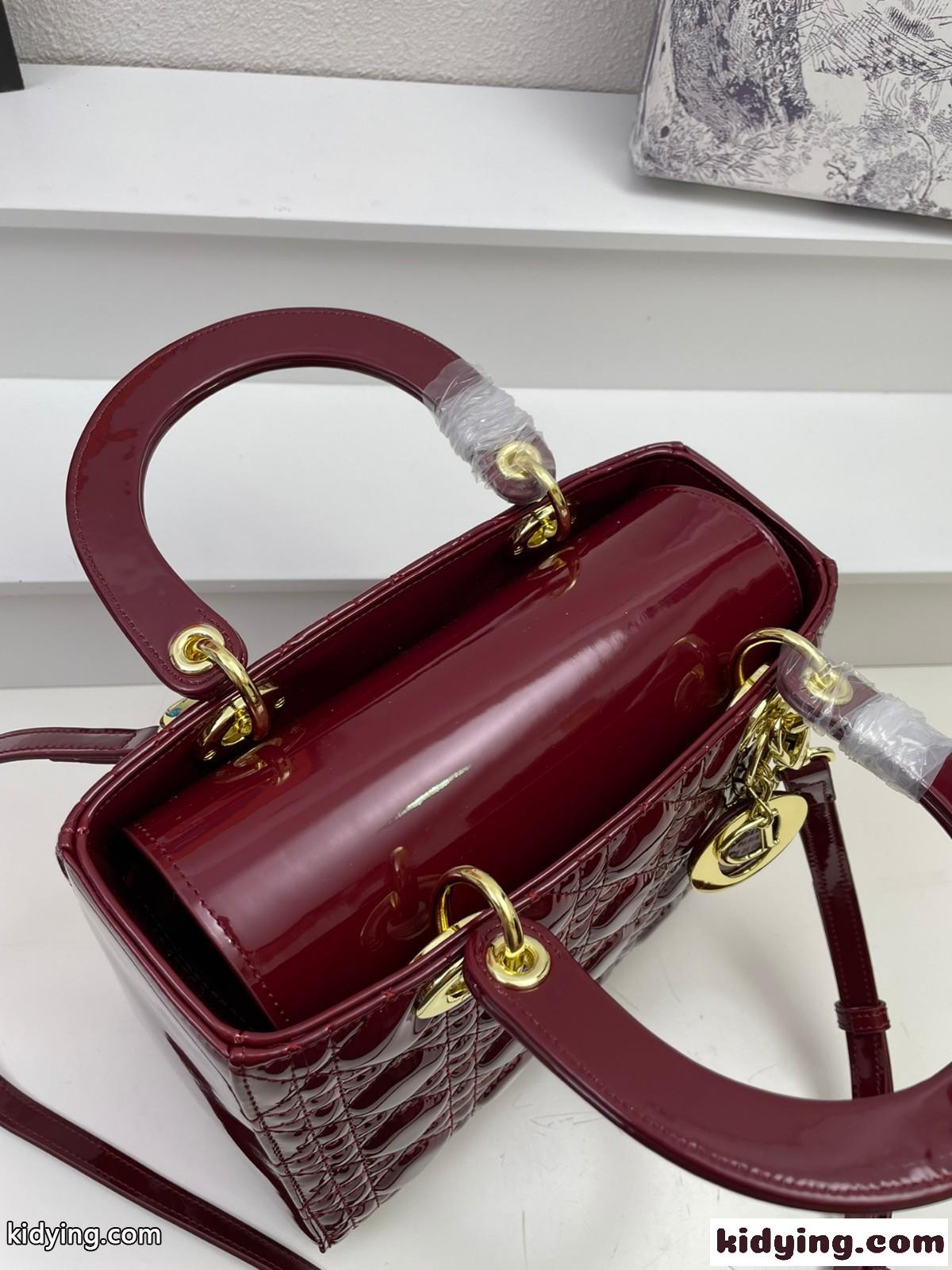 クリスチャン・ディオール バッグ コピー ハンドバッグ LADY DIOR パテントレザー ミディアムバッグ-3