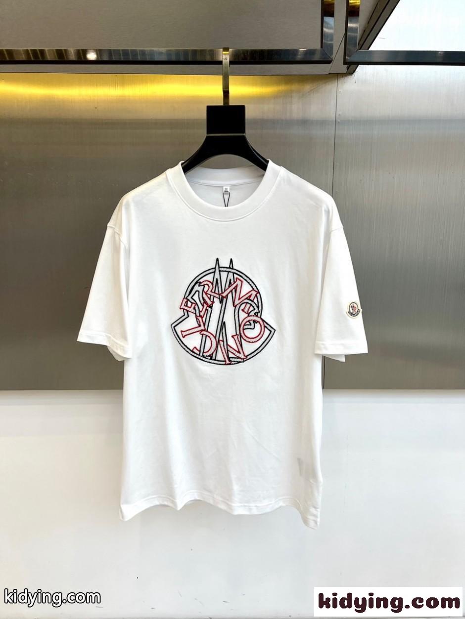 定番 カジュアル ロゴ クルーネック 半袖Tシャツ モンクレール Tシャツ 偽物 ホワイト-0