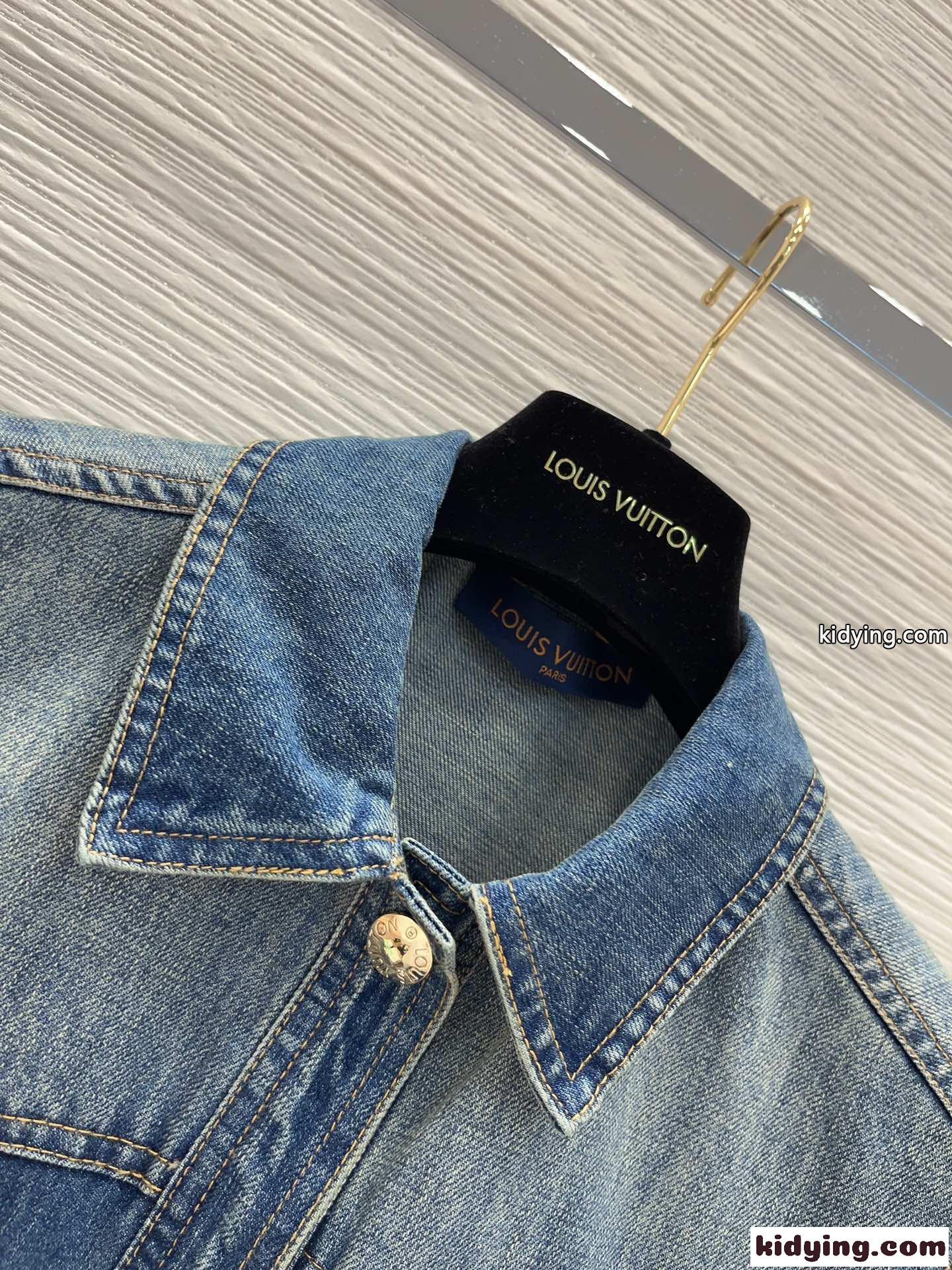 LV バイ・ザ・プール ストーンウォッシュスリーブレストラッカージャケット ルイ・ヴィトン ジャケット コピー-1