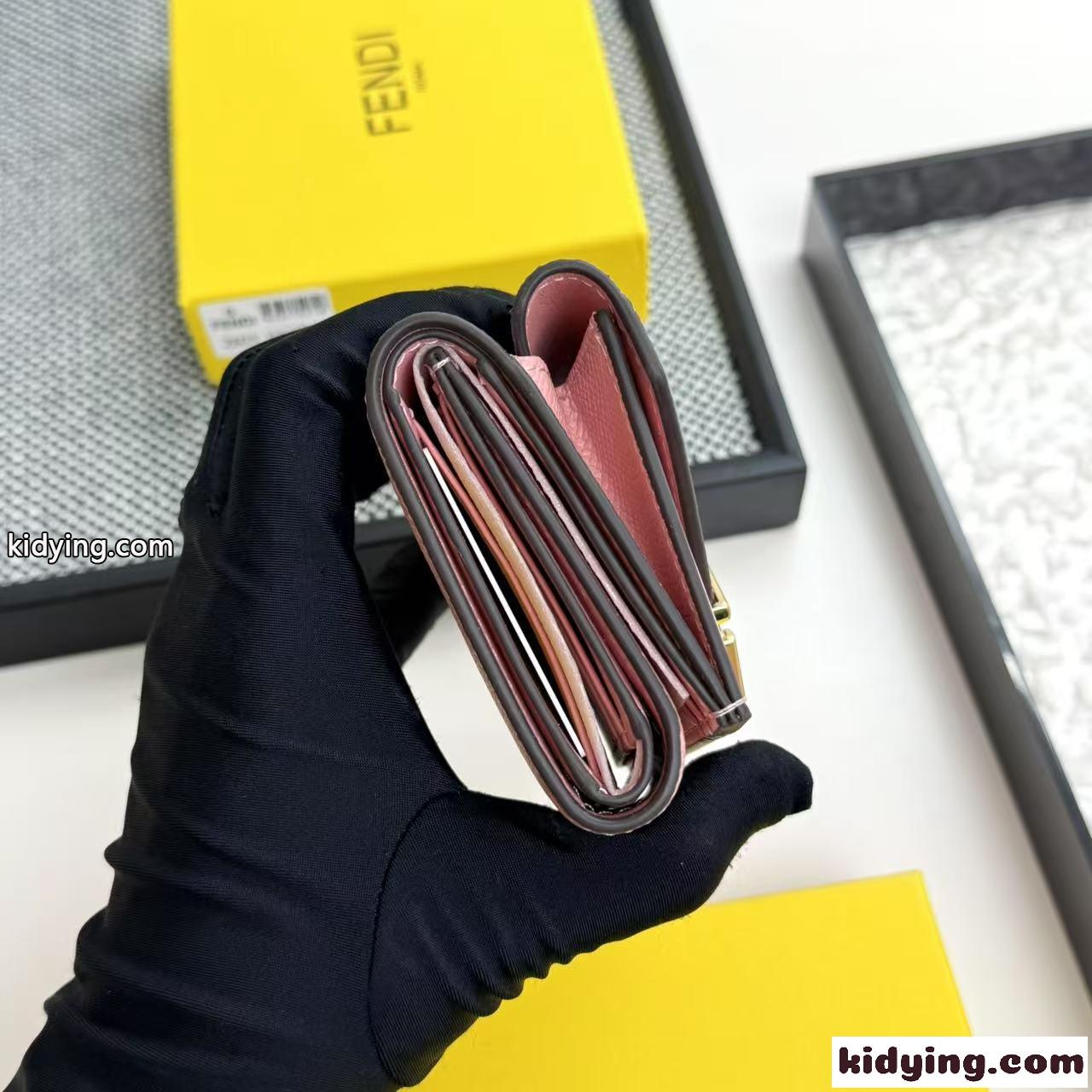 人気 コンパクト 三つ折り財布 フェンディ 財布 スーパーコピー ウォレット ピンク-1