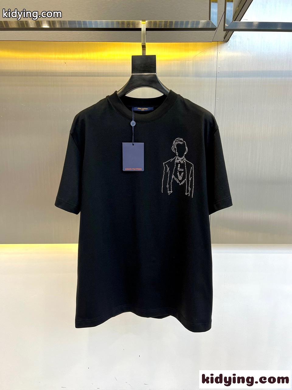 ルイ・ヴィトン 半袖Tシャツ コピー おしゃれ ロゴ クルーネック ブラック-1