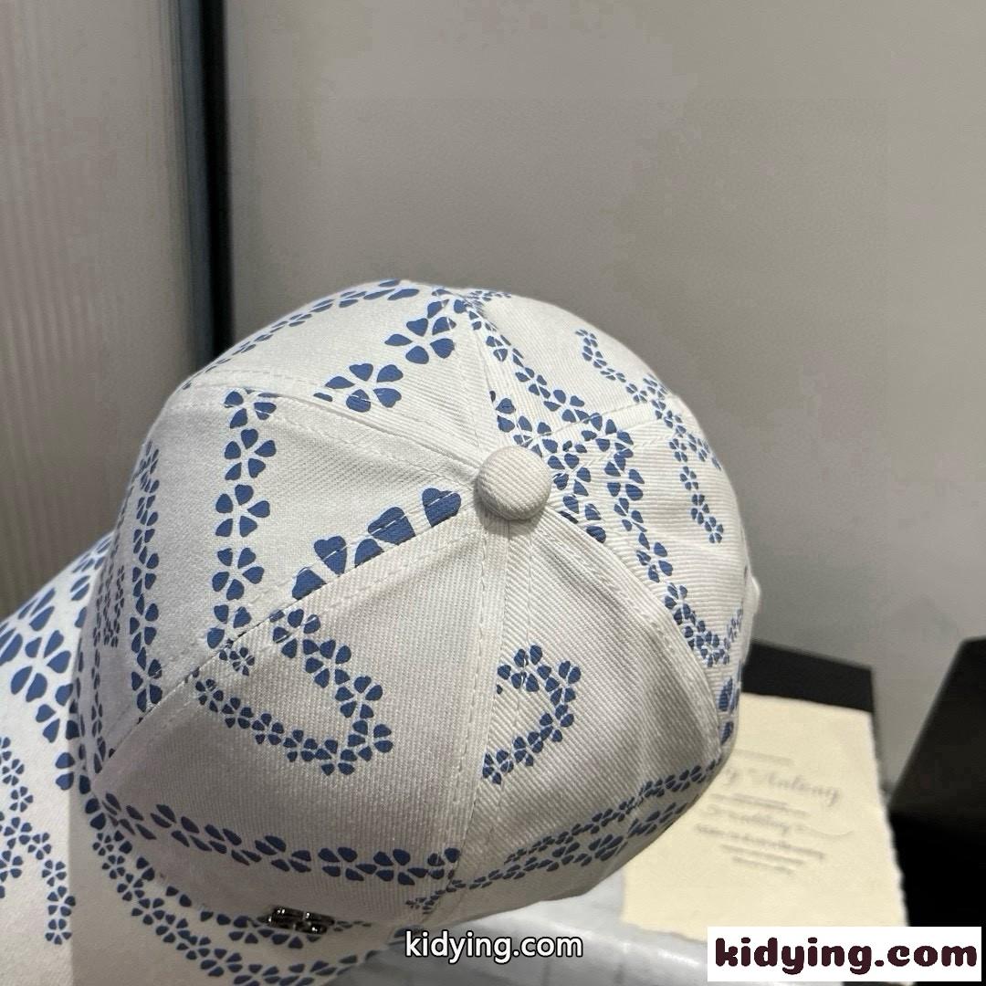 お洒落 上品 シャネル 帽子 偽物 プリント ベースボールキャップ ホワイト-1