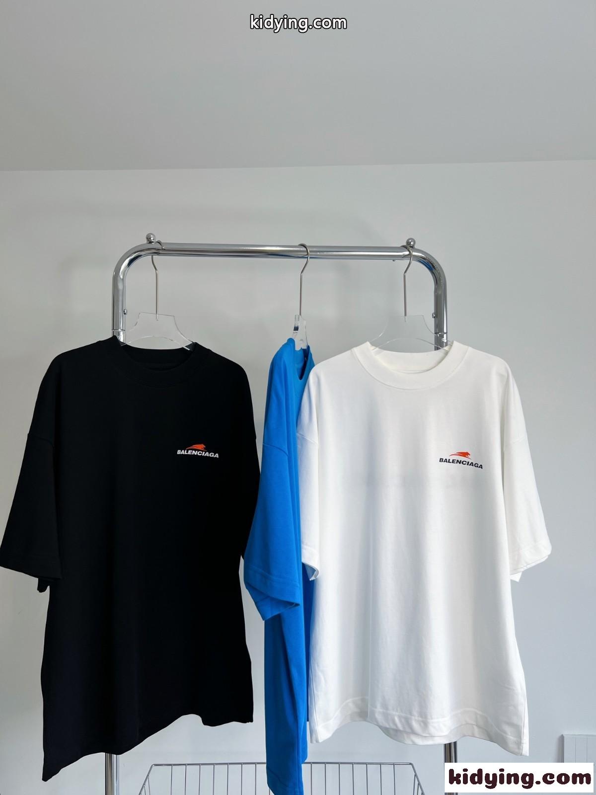3色あり 流行り おしゃれ ゆったり ロゴ 刺繍 バレンシアガ 半袖tシャツ コピー 春夏 定番 トップス 快適 男女兼用-0