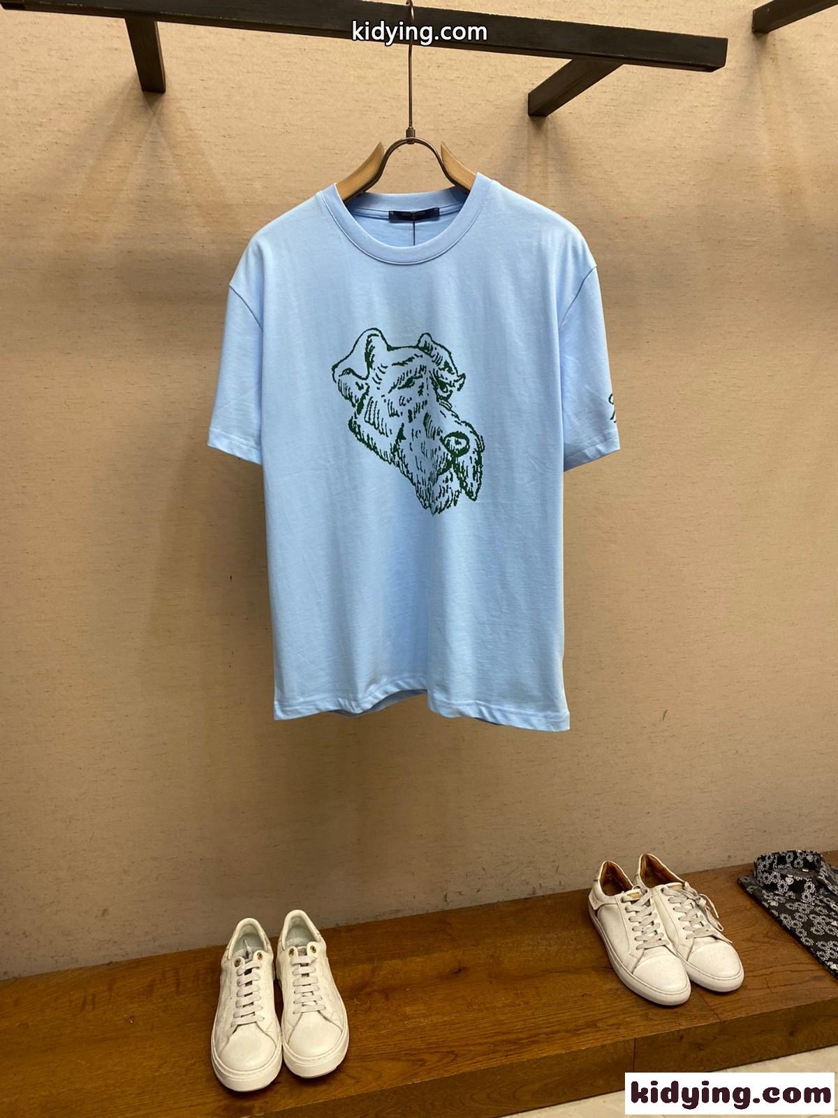 グラフィックショートスリーブクルーネック ルイ・ヴィトン Tシャツ 偽物-0