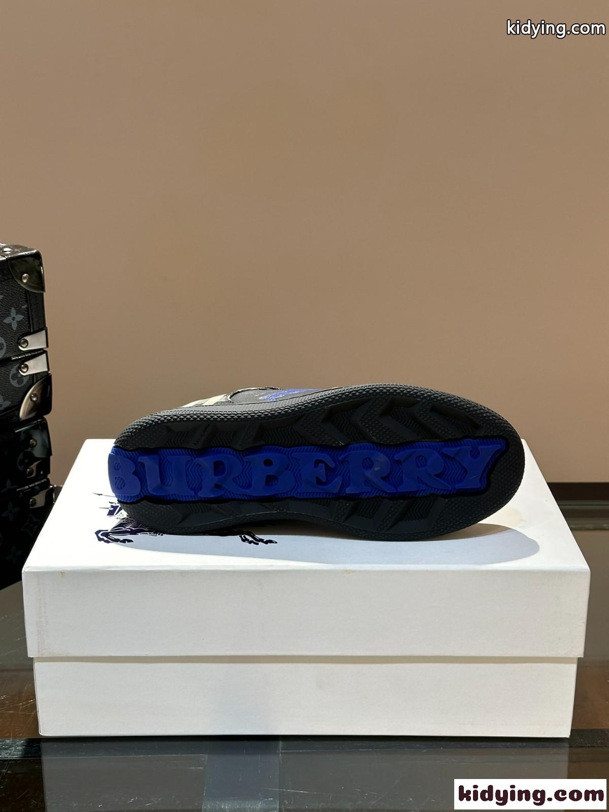 バーバリー スニーカー コピー レザー&チェック テラススニーカー メンズシューズ ブラック-3