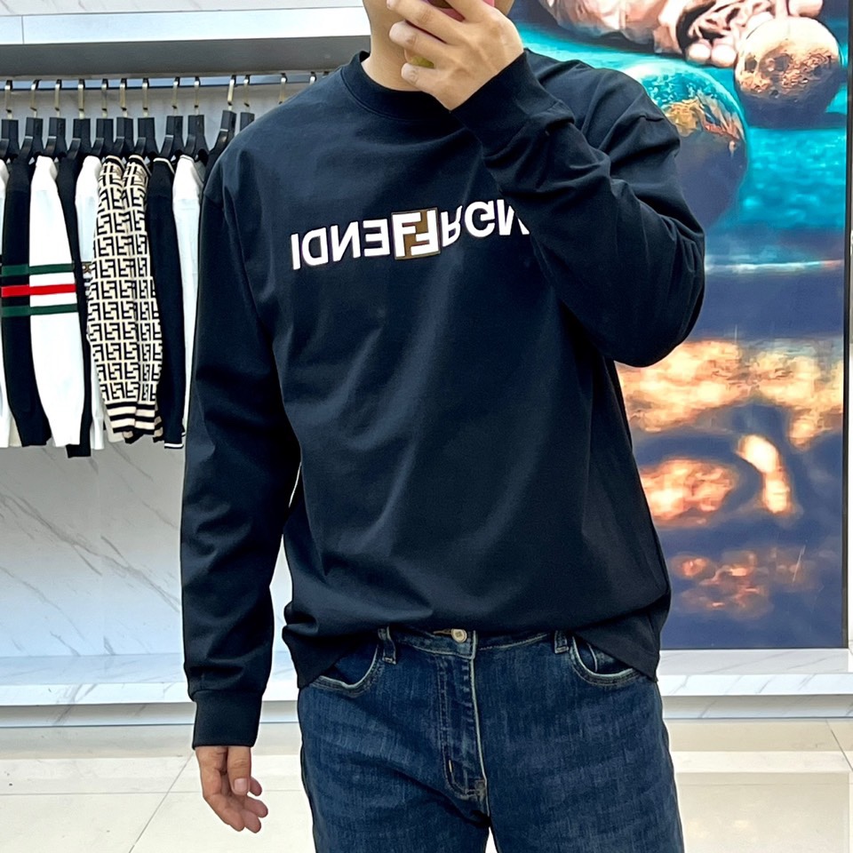 フェンディ Tシャツ コピー カジュアル ゆったり コットン 長袖Tシャツ ブラック-1