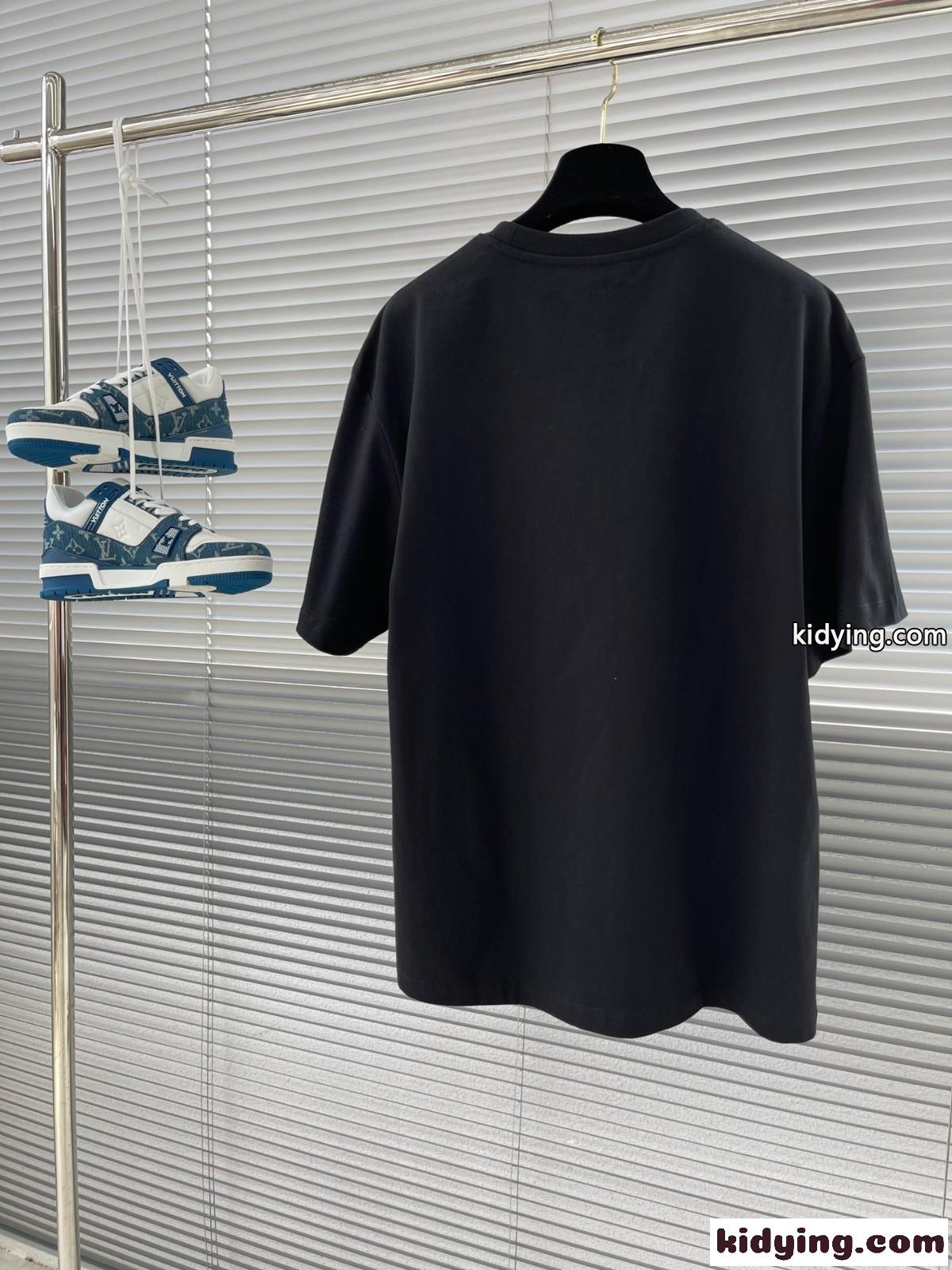 ベーシック 着回し ロゴ 刺繍 イヴ・サンローラン Tシャツ コピー クルーネック コットン ブラック-2