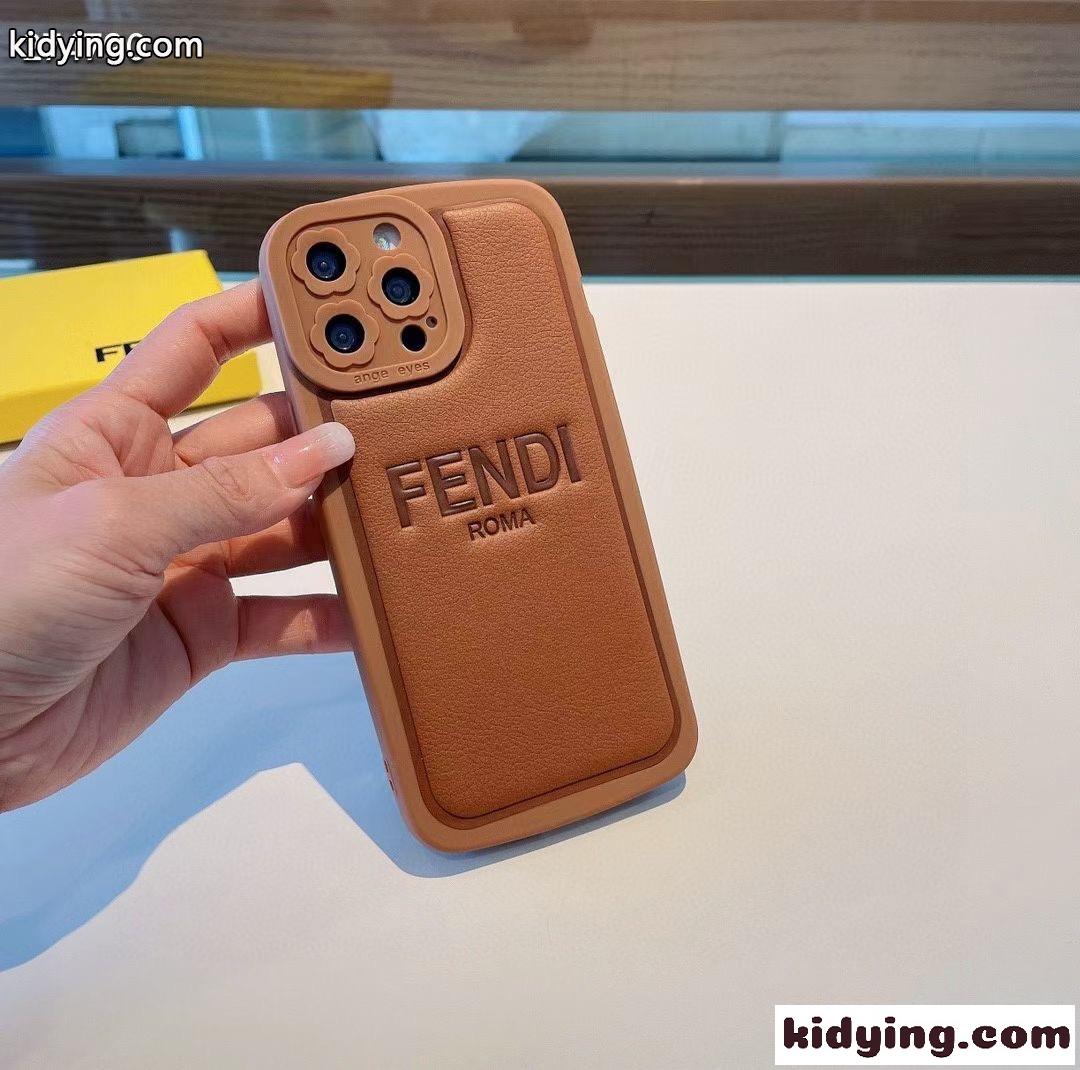 シンプル スマホケース フェンディ アイフォンケース コピー ブラウンおしゃれ レンズ保護 ケース-2