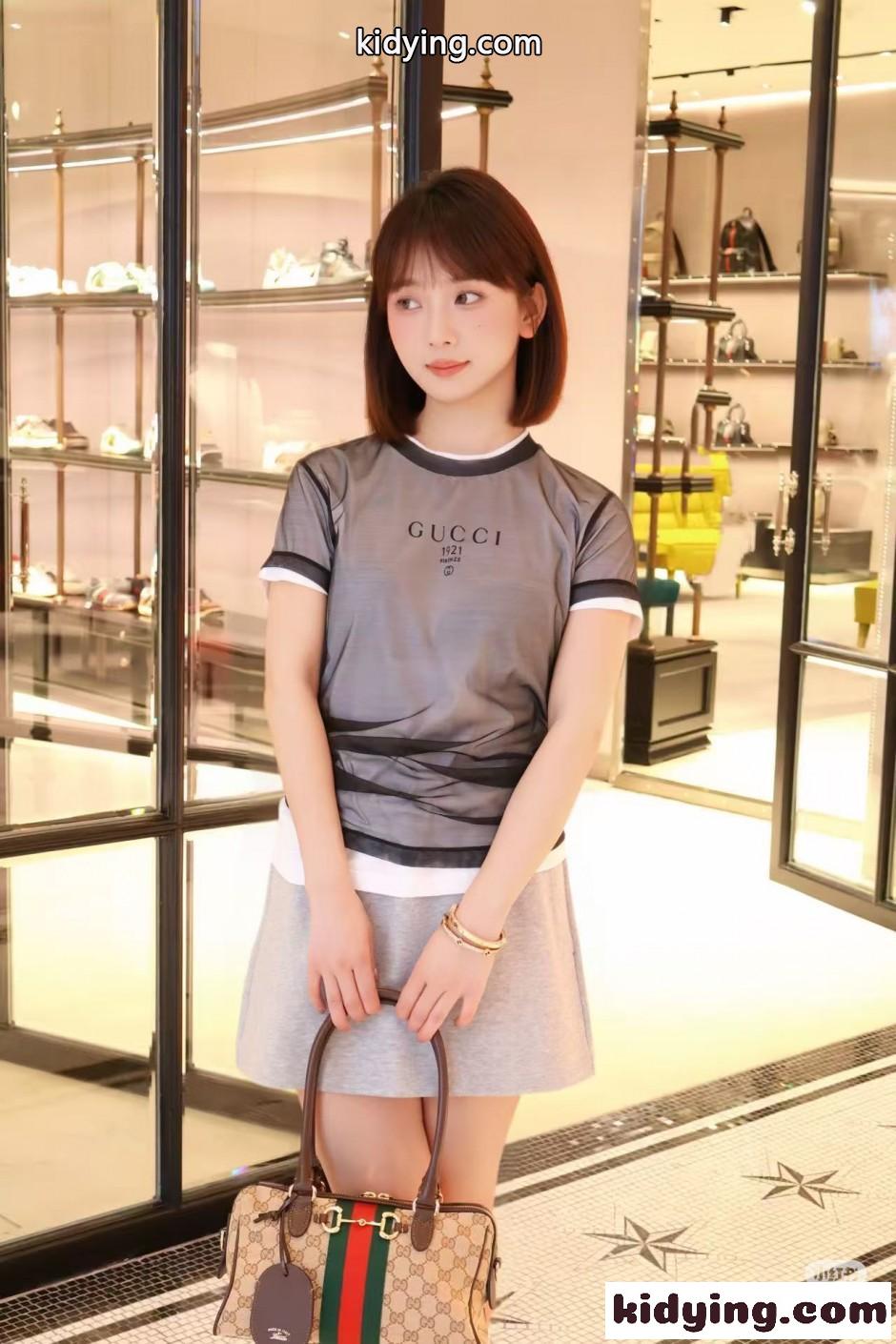 おしゃれ レイヤード風 半袖Tシャツ グッチ Tシャツ コピー クルーネック-4