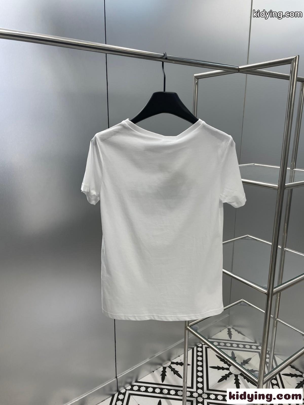 LOEWE x ハウルの動く城&人気 クルーネック コットン 半袖Tシャツ ロエベ Tシャツ コピー-1