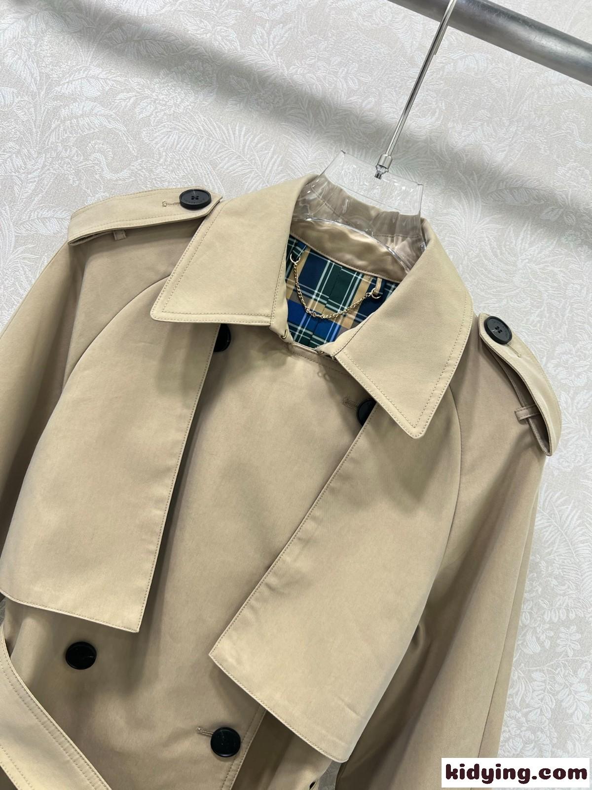 クラシック ロングトレンチコート イヴ・サンローラン ジャケット コピー-1