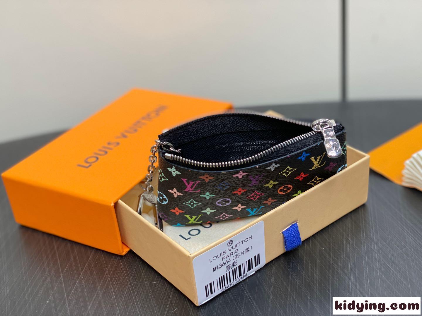 M13664 LV × TM ポシェット・クレ ルイヴィトン 財布 スーパーコピー キーケース ブラック-4