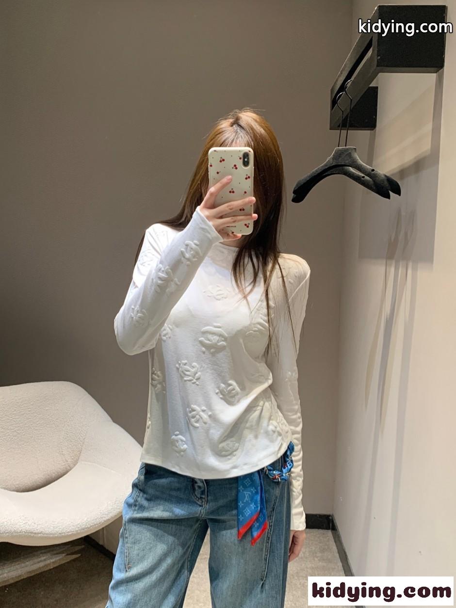 シンプル CCロゴ 長袖Tシャツ シャネル Tシャツ コピー クルーネック ホワイト-4
