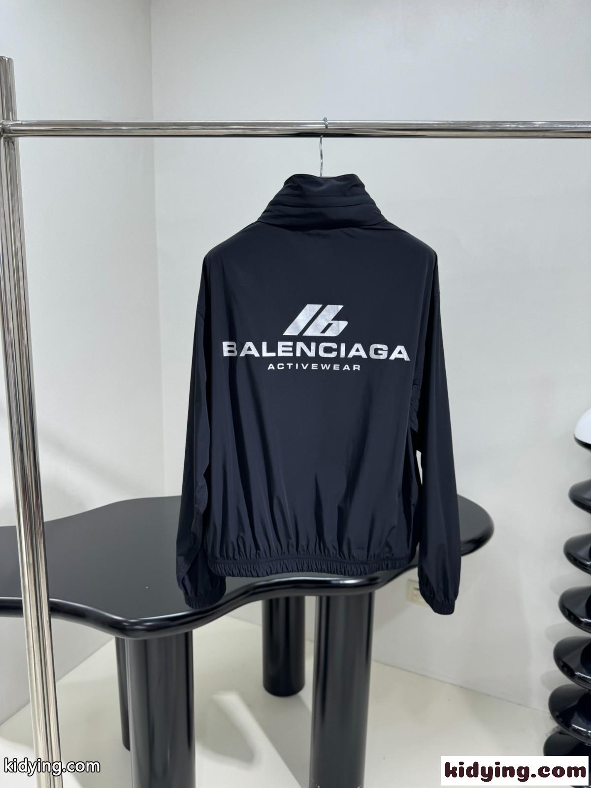 Shrunk Activewear ウィンドブレーカー バレンシアガ ジャケット コピー ブラック-2