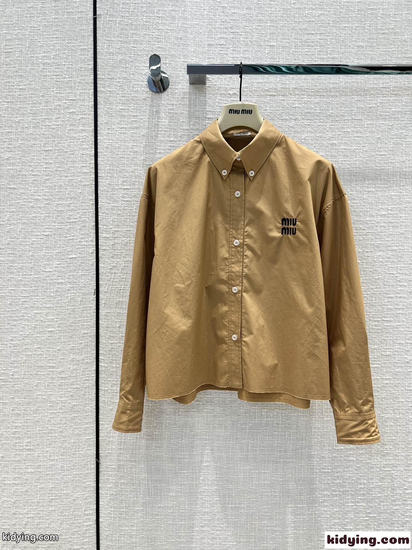 人気 おすすめ レディース ロゴ 刺繍 コットン ミュウミュウ シャツ コピー 長袖 カジュアル おしゃれ 2色-1