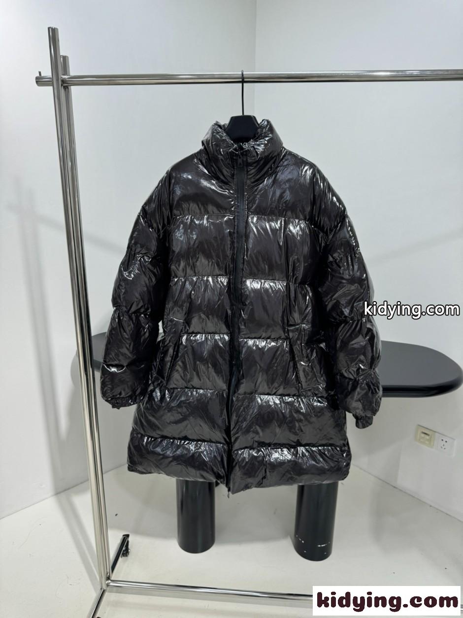 シンプル 上品 ロングダウンジャケット ボッテガ・ヴェネタ ダウンジャケット コピー ブラック-1