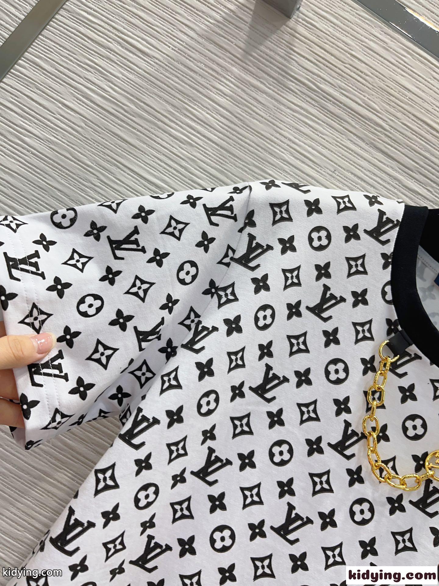 定番 人気 3DモノグラムTシャツ ルイヴィトン Tシャツ コピー 半袖 コットン-1