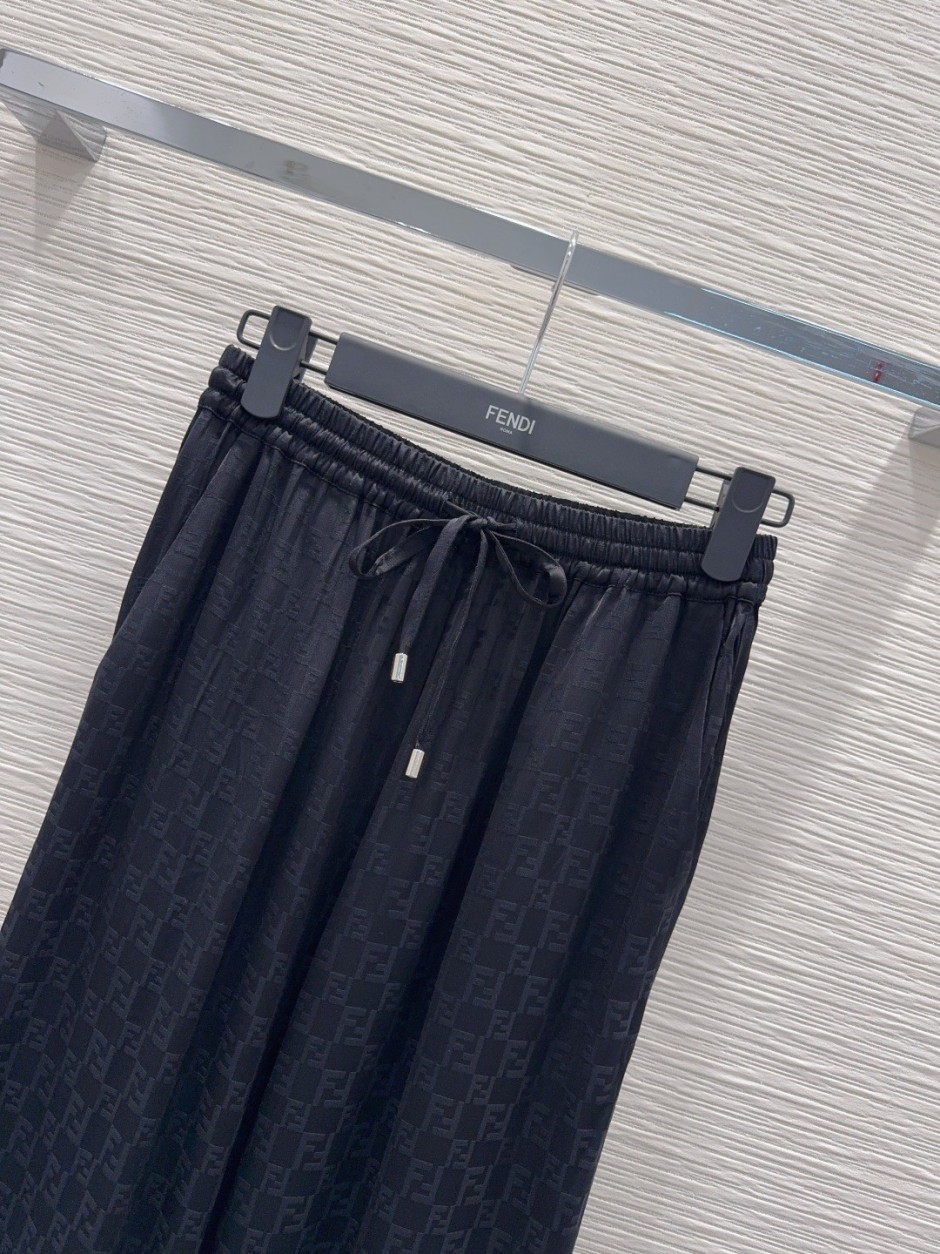 エレガント FFロゴ ジャガード ワイドパンツ フェンディ パンツ 偽物 ブラック-2